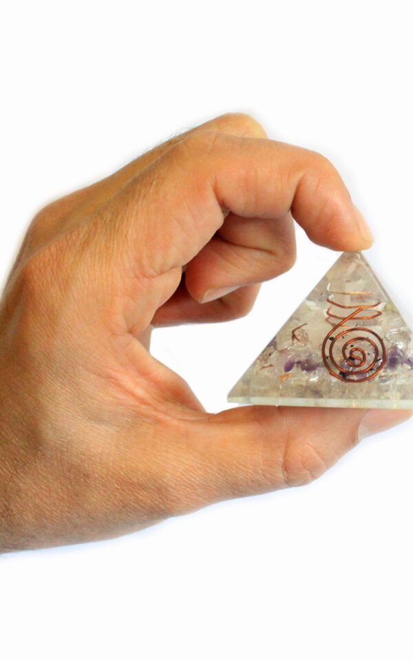 Med Orgonite Pyramid 55mm Gemchips and Copper
